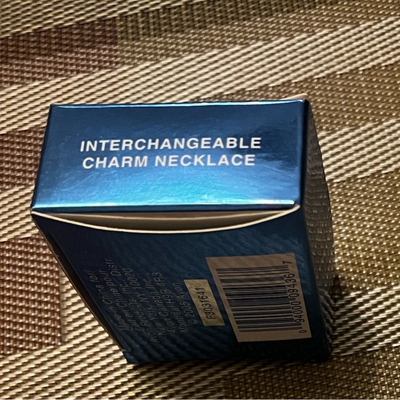 New In Box. 2005 Avon Silver Anchor
Necklace With 28" Chain - Picture 5 of 10